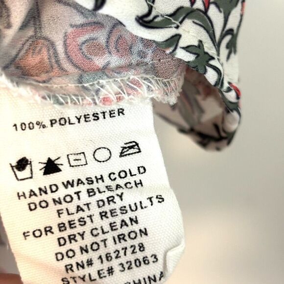 Voy 1X floral print peplum pleated cap sleeve ruffle neck blouse - Picture 10 of 10